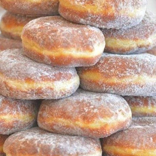 Custard-Filled Polish Paczki