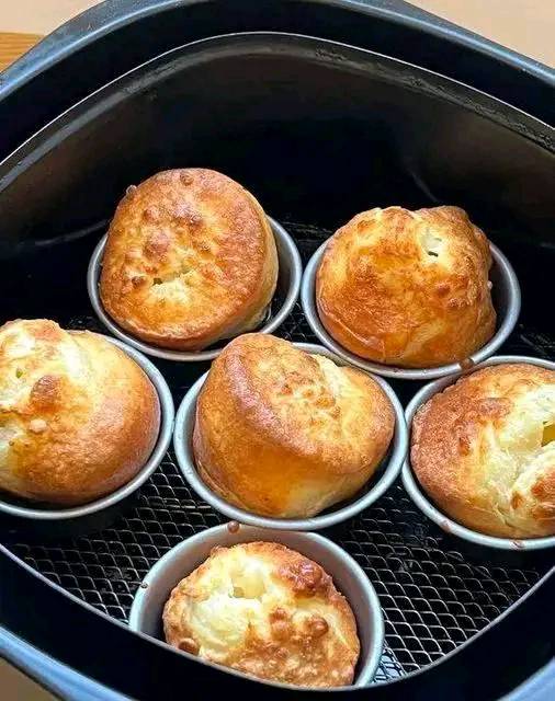 AIR FRYER YORKSHIRE PUDDING