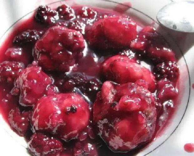 BLACKBERRY DUMPLIN’S